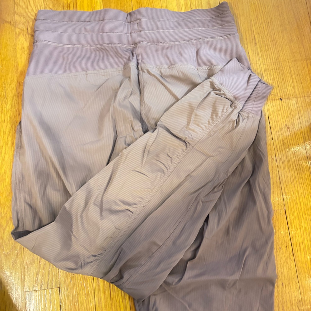 Lululemon dance studio joggers - Picture 5 of 9